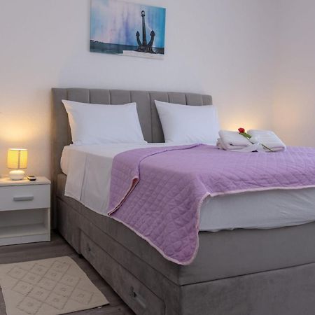 Apartments Pasalic Kaštela Екстериор снимка