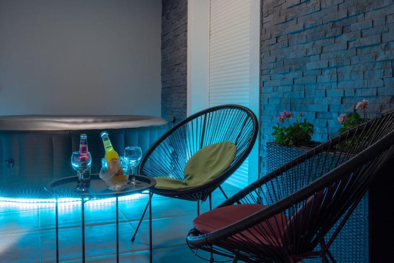 Apartments Pasalic Kaštela Екстериор снимка