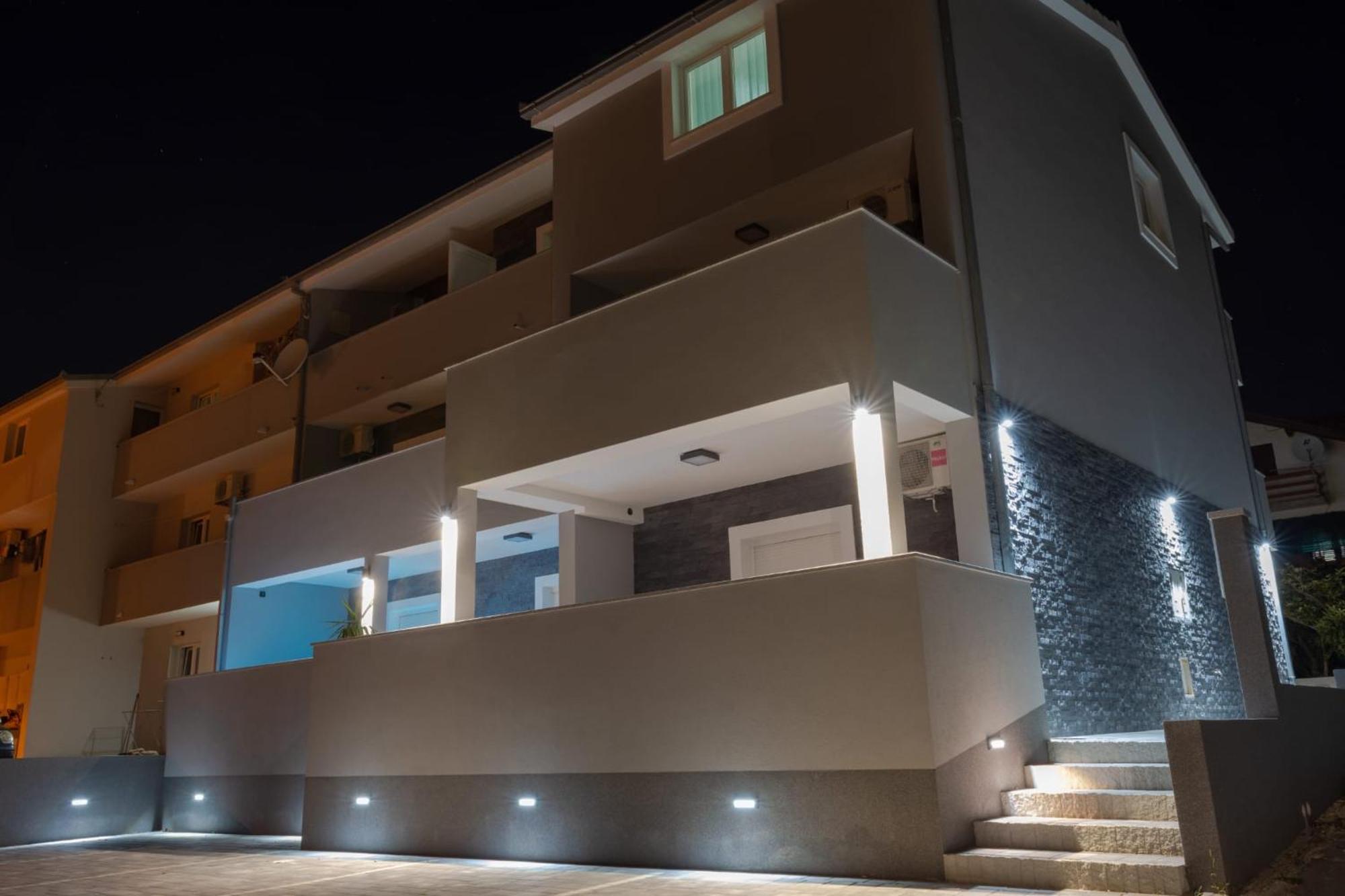 Apartments Pasalic Kaštela Екстериор снимка