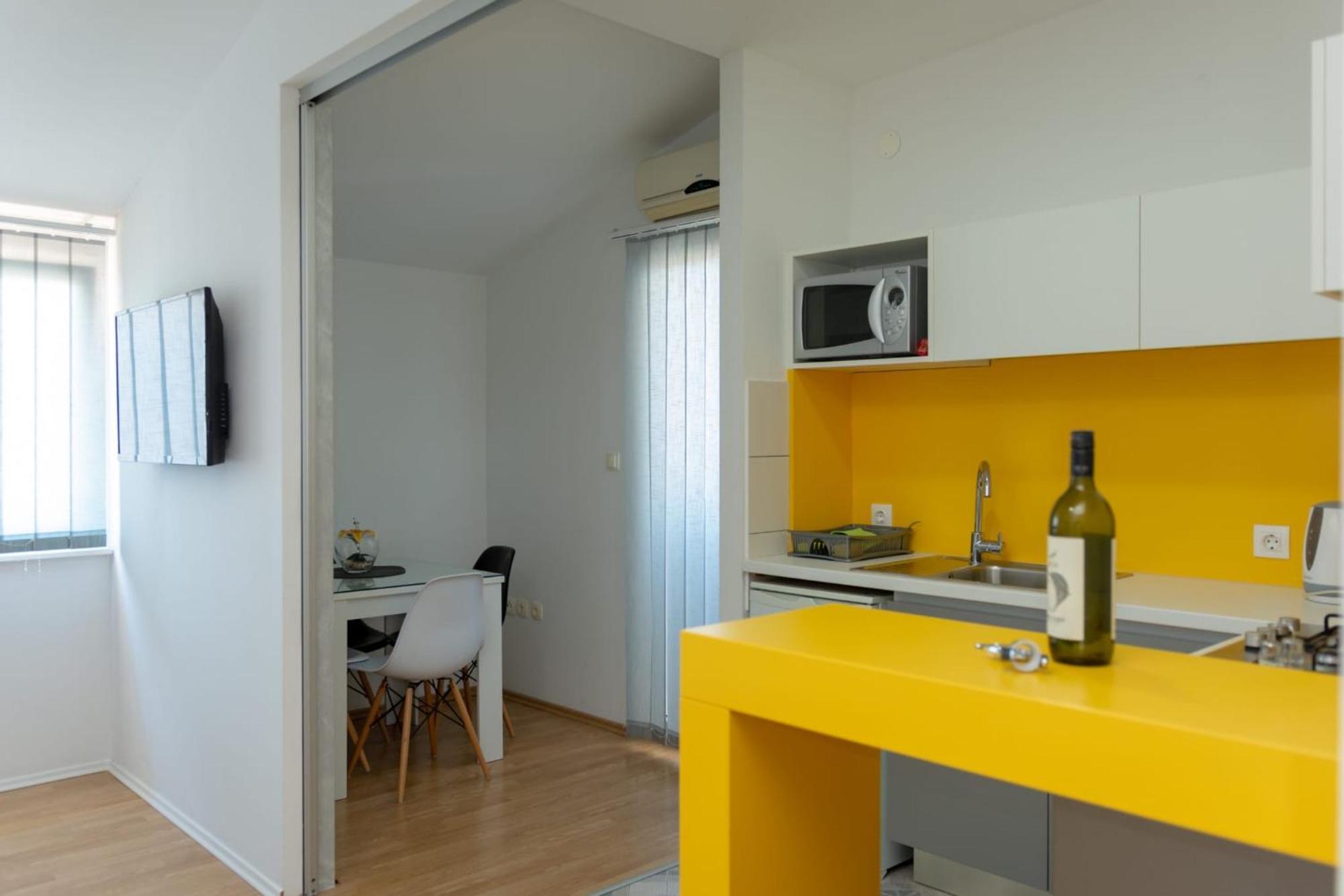 Apartments Pasalic Kaštela Екстериор снимка