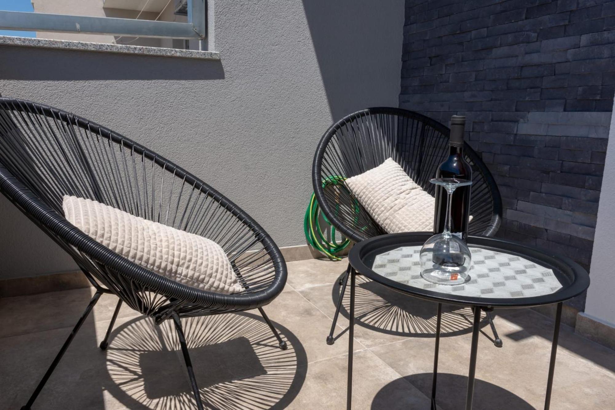 Apartments Pasalic Kaštela Екстериор снимка