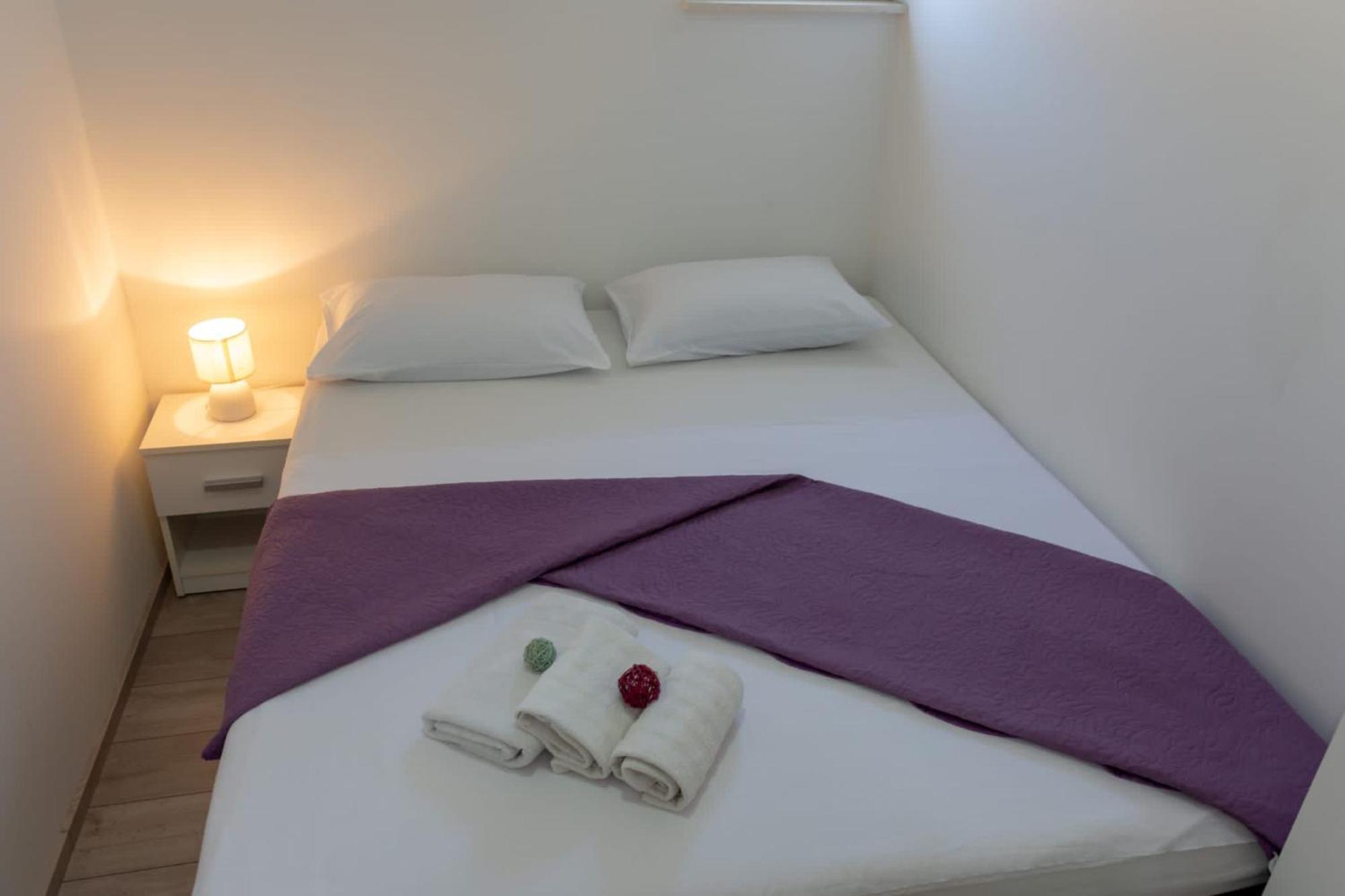 Apartments Pasalic Kaštela Екстериор снимка